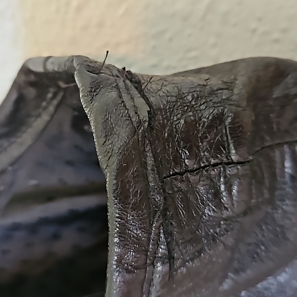 Vintage Leather Vest with Buffalo Nickel Buttons - Picture 8 of 16